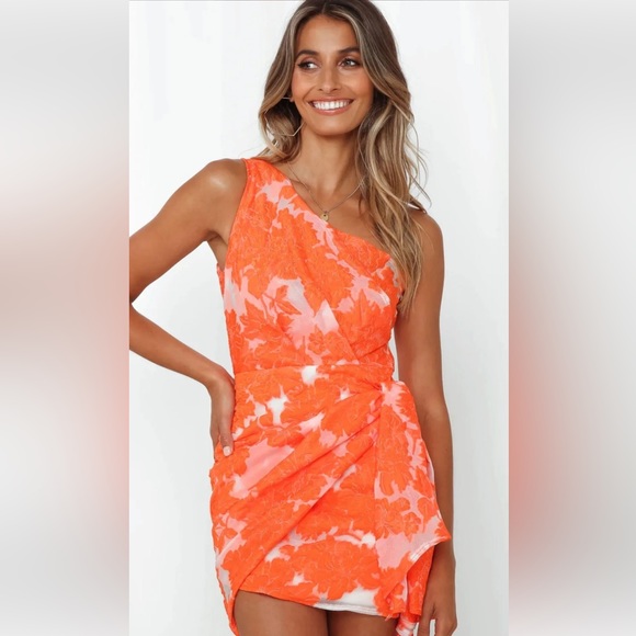 Hello Molly Dresses & Skirts - NWT Hello Molly Moving on out dress